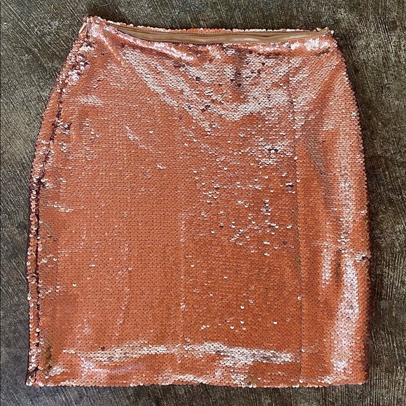 Rose-gold/bronze Sequined Mini Skirt - Picture 2 of 3